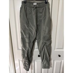 Women's Wilo The Label Sage Green Parachute Jogger Pants Size Medium